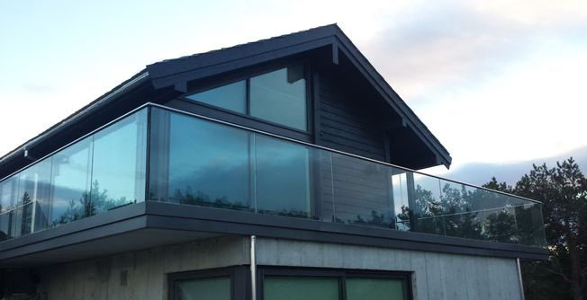 Glassrekkverk